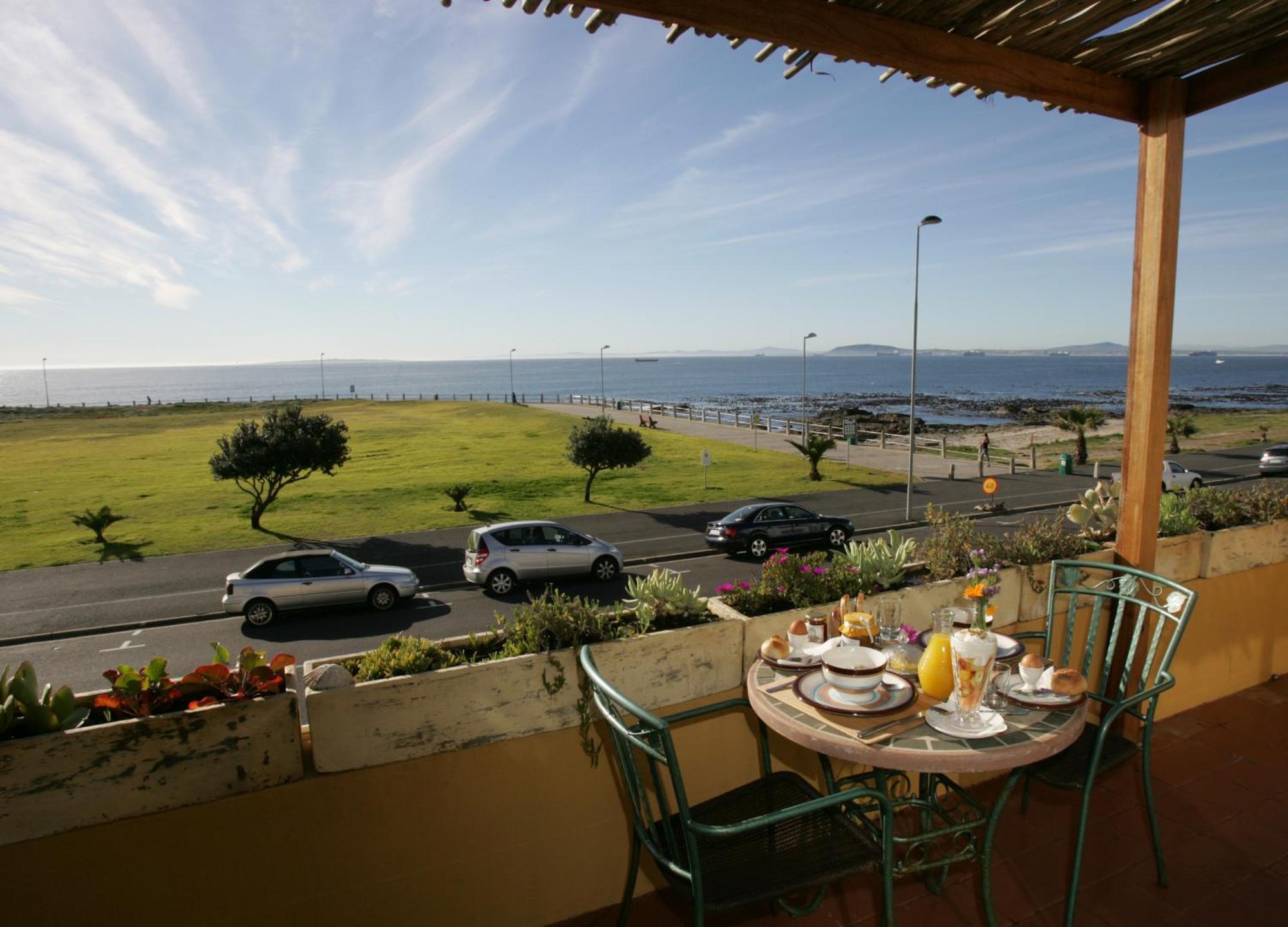Dolphin Inn Guesthouse Cidade Do Cabo Exterior foto